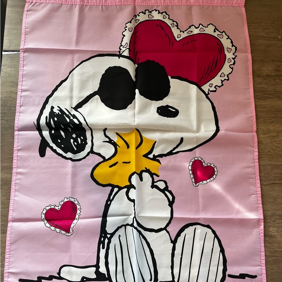 Peanuts Other - Peanuts Valentines Decorative Flag Snoopy and Woodstock Pink